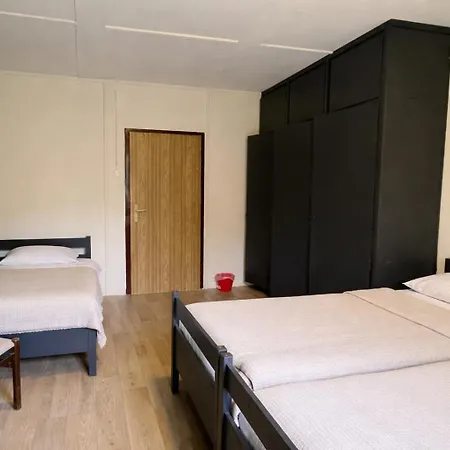 Carlsbad Wellness & Bed and breakfast *